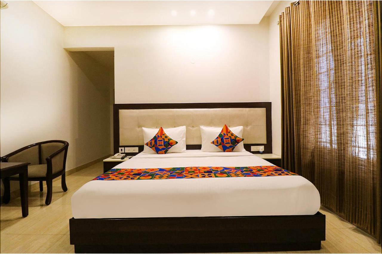 Fabhotel Oyster Villa Gurgaon Exterior photo