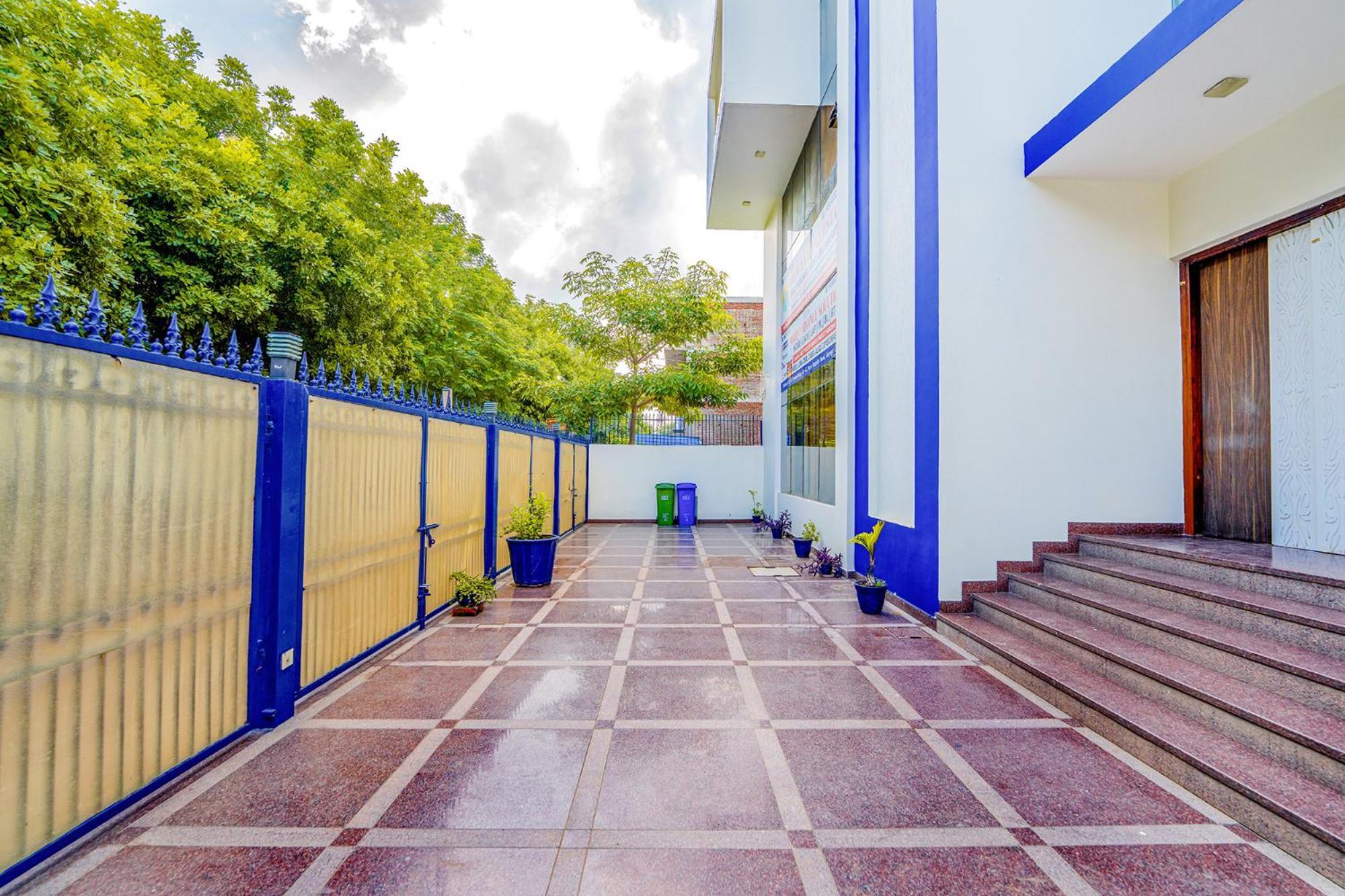 Fabhotel Oyster Villa Gurgaon Exterior photo