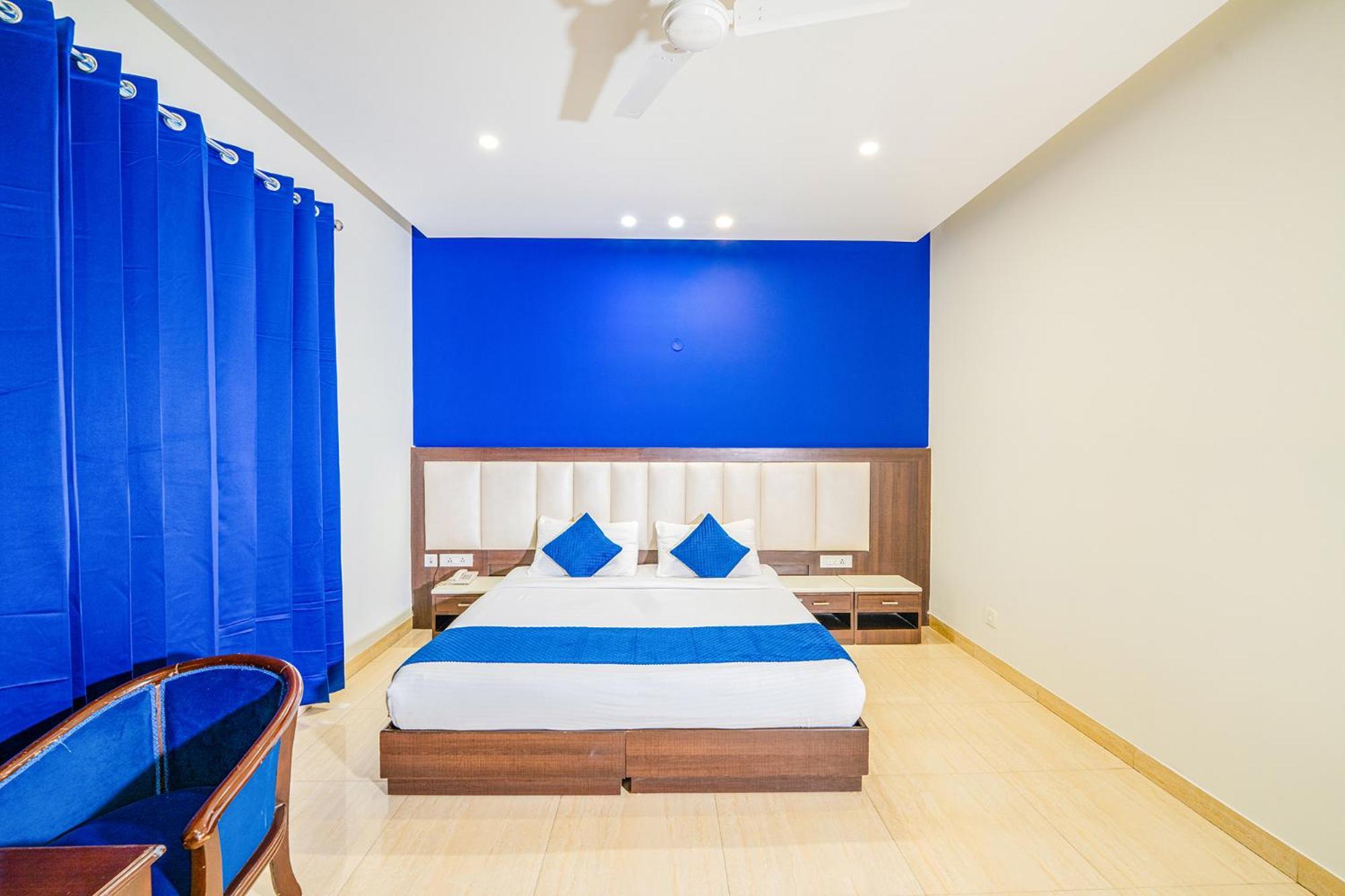 Fabhotel Oyster Villa Gurgaon Exterior photo